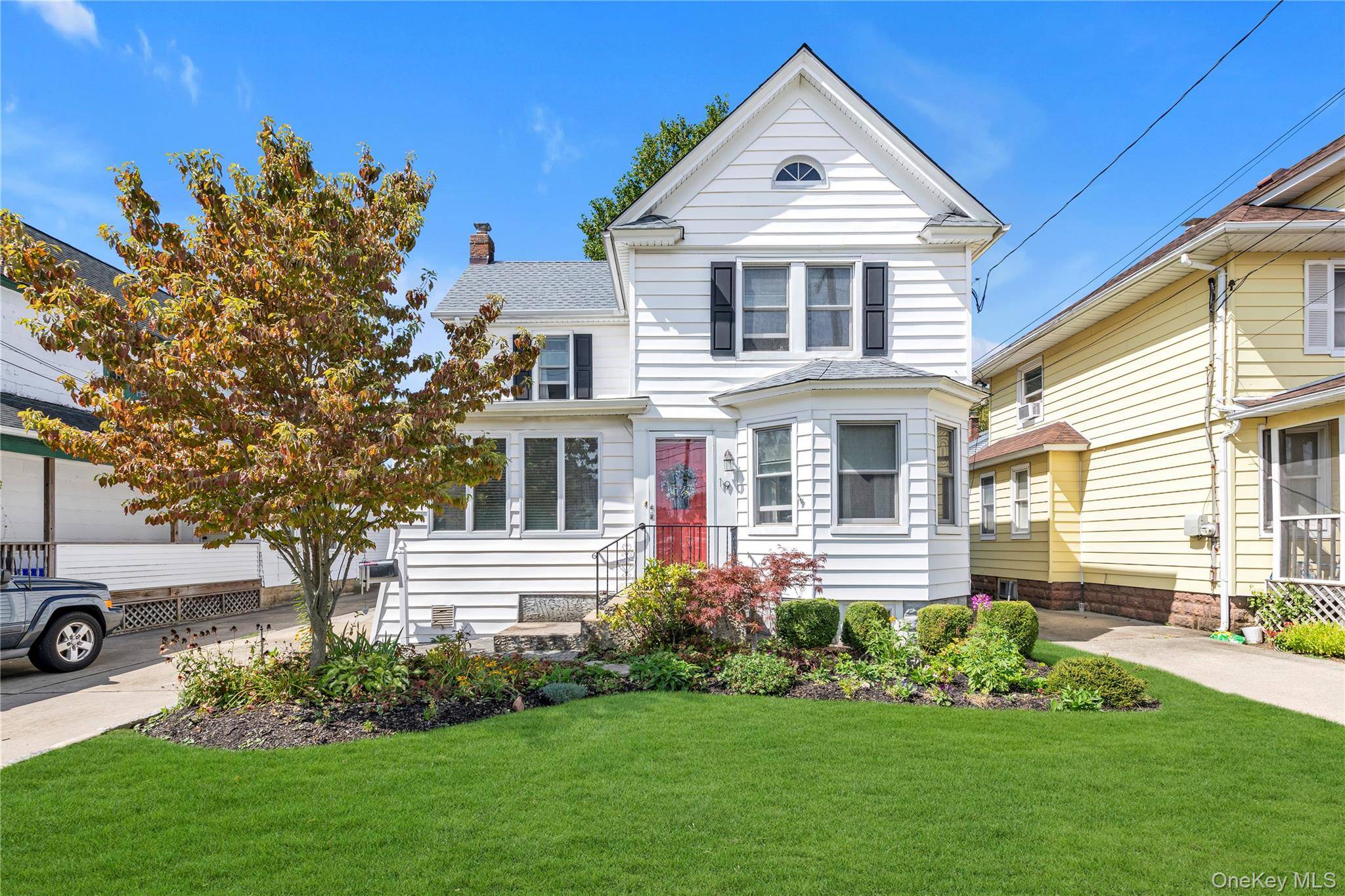 Extra Large 2 family home in the heart of E Rockaway.
