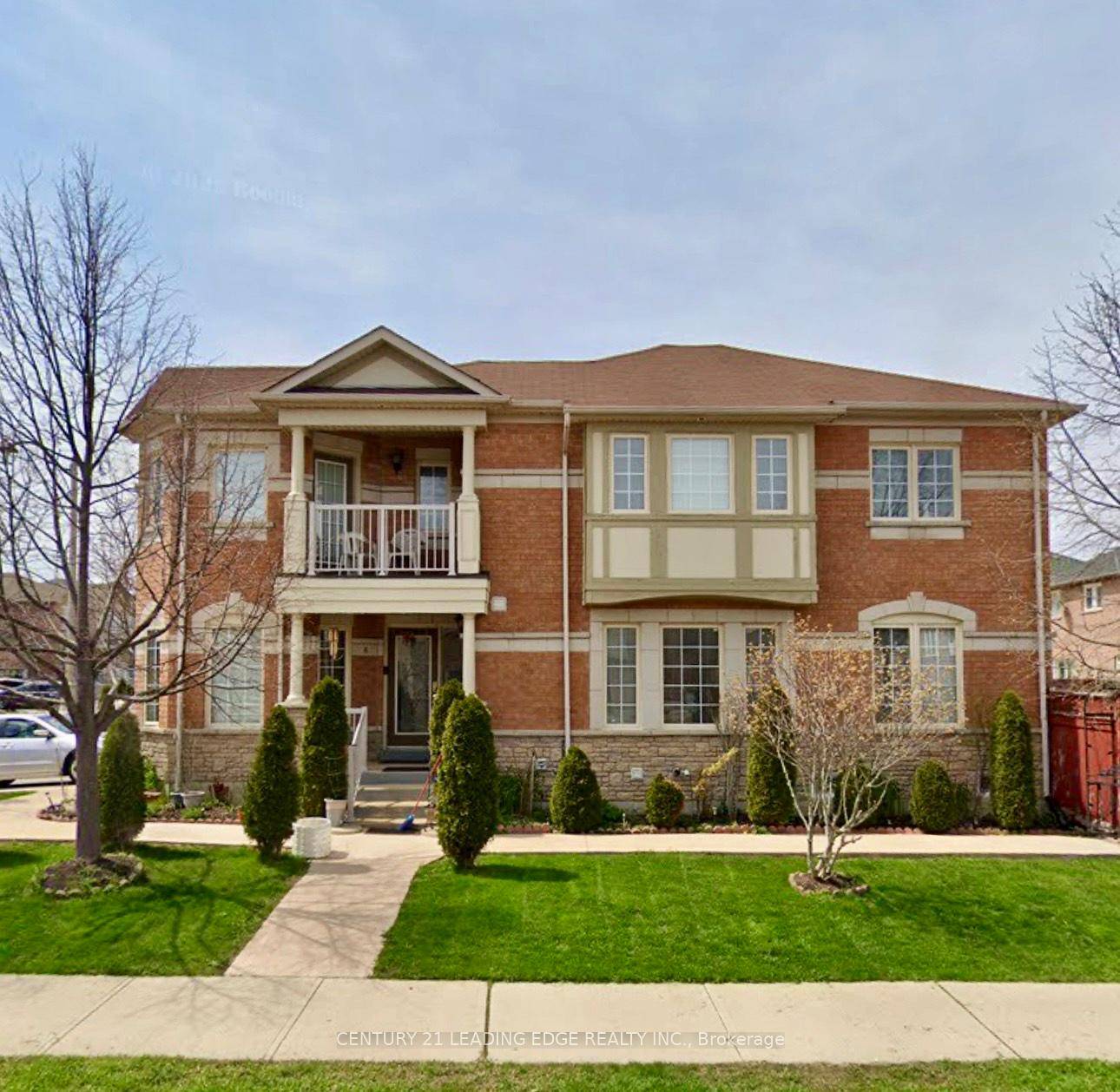 Come stay in this newly updated basement, located in a quiet family friendly neighborhood.