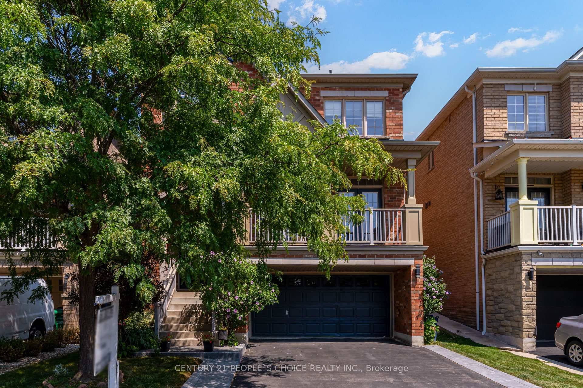 Detached 2 Storey Home Located in High Demand Bram West Community Very Family Friendly Neighbourhood, Close to 407 amp ; All Amenities, All Brick Exterior, Finished Basement with Potential for ...