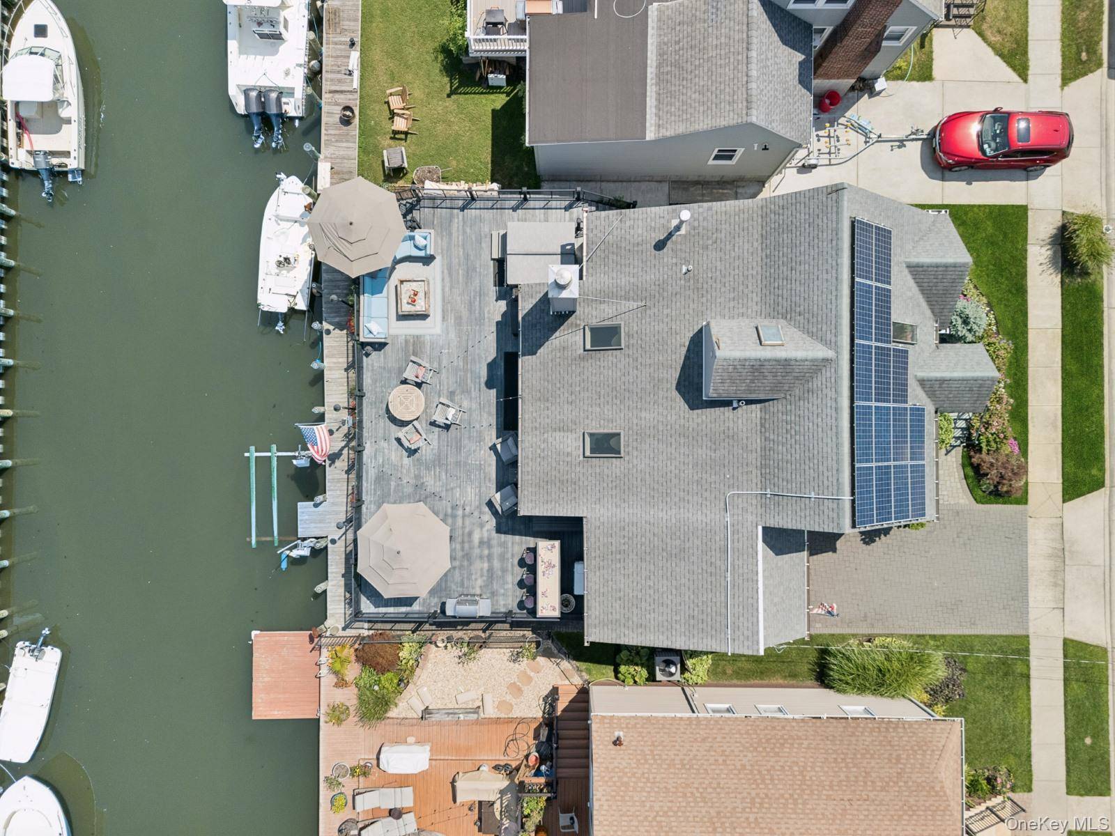 Welcome to this beautifully maintained 1, 800 sq ft waterfront gem owned and cherished by the same owner for 21 years !