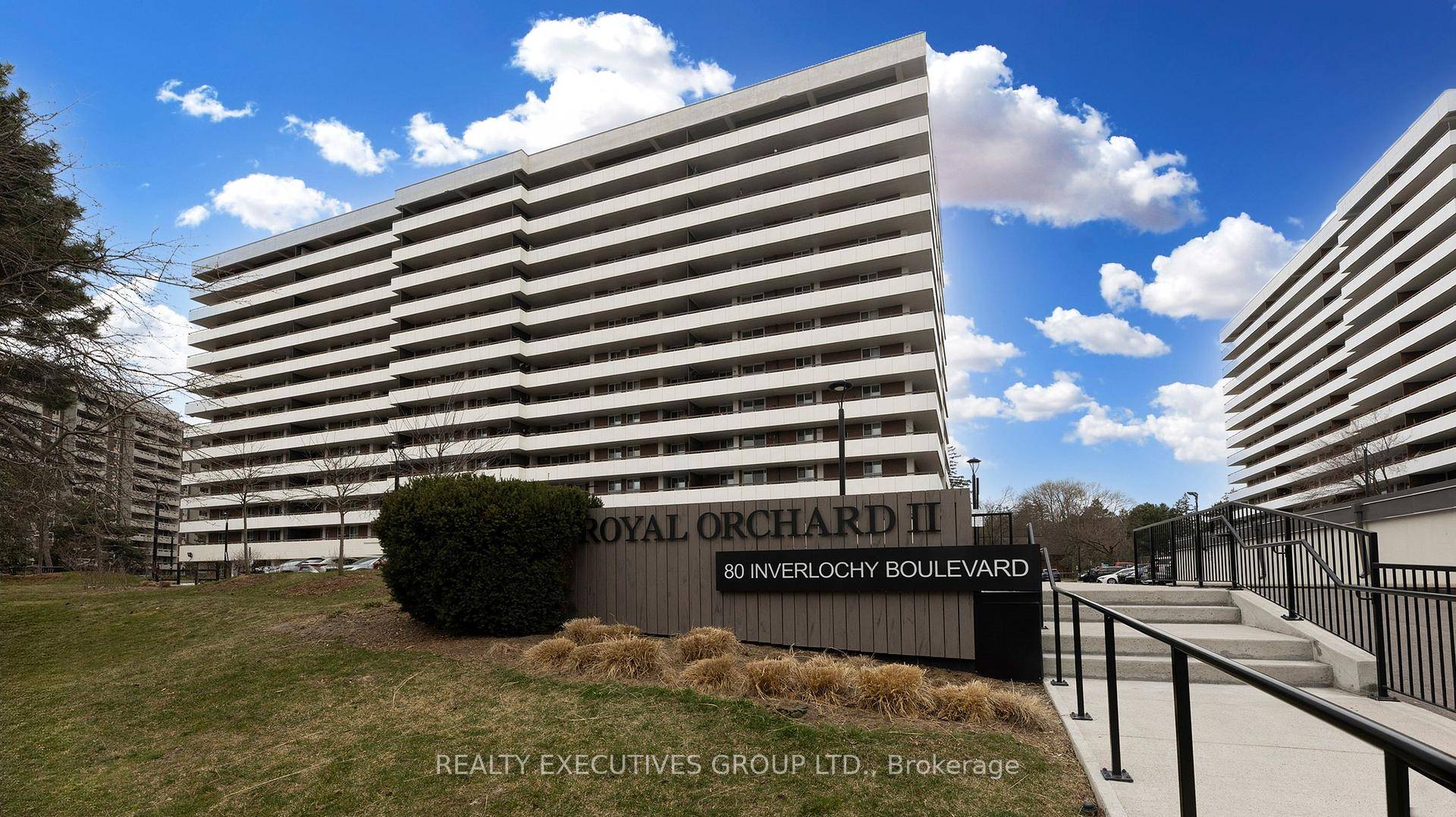 You Must See This Spacious 3 Bedroom North West Corner Suite With A Huge Wrap Around Balcony.
