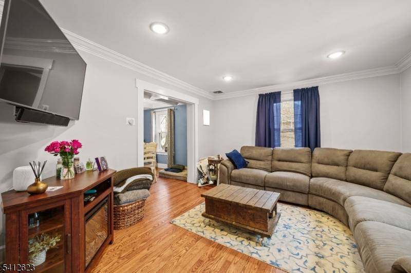 Myrtle Ave Cedar Grove Twp. New Jersey Rental