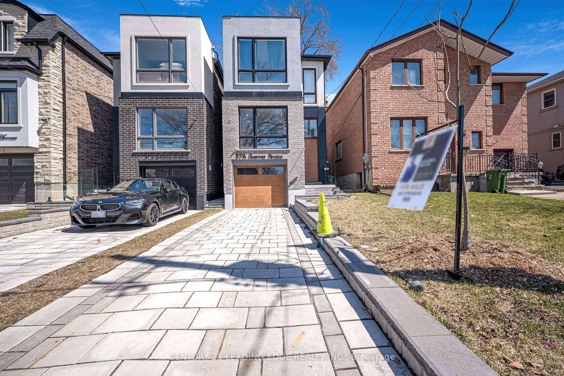 Brand new 1 year old house Elevate your lifestyle in this modern Detached house, An Icon of Elegance and a Remarkable Architectural Masterpiece on a Tranquil, Tree Lined Dead End ...