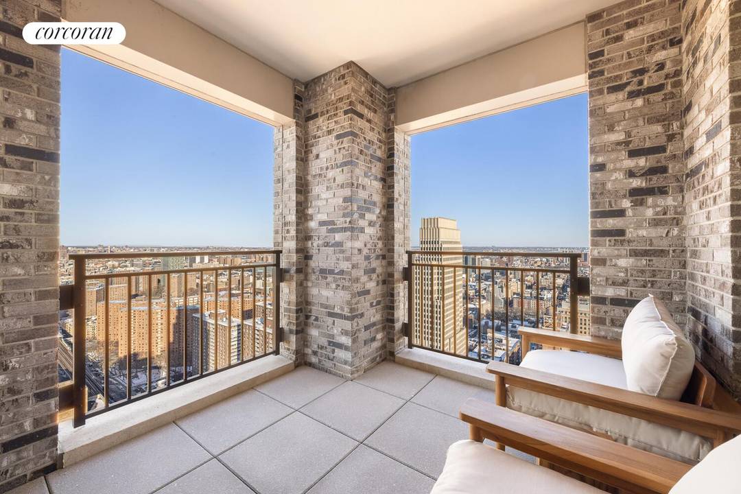 PLEASE INQUIRE FOR OUR PARKING INCENTIVE FOR THIS RESIDENCE.