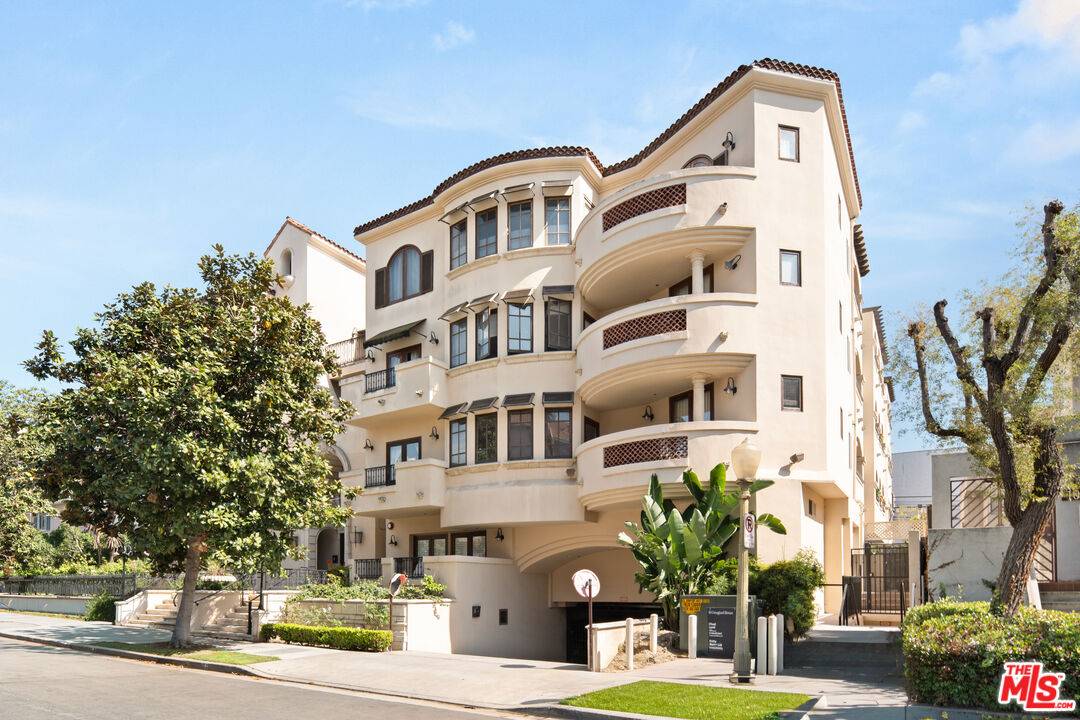 10364   Almayo Ave 2BR La