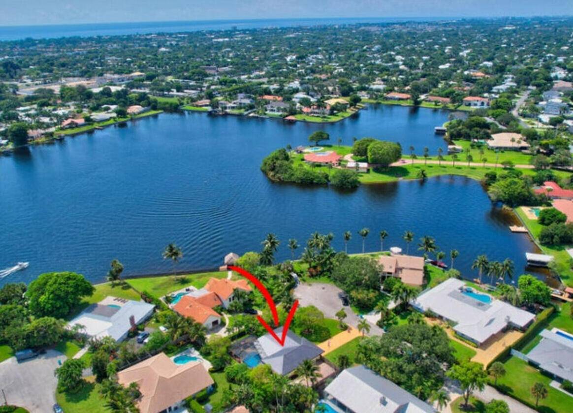 Welcome to your stunning oasis in Lake Eden !