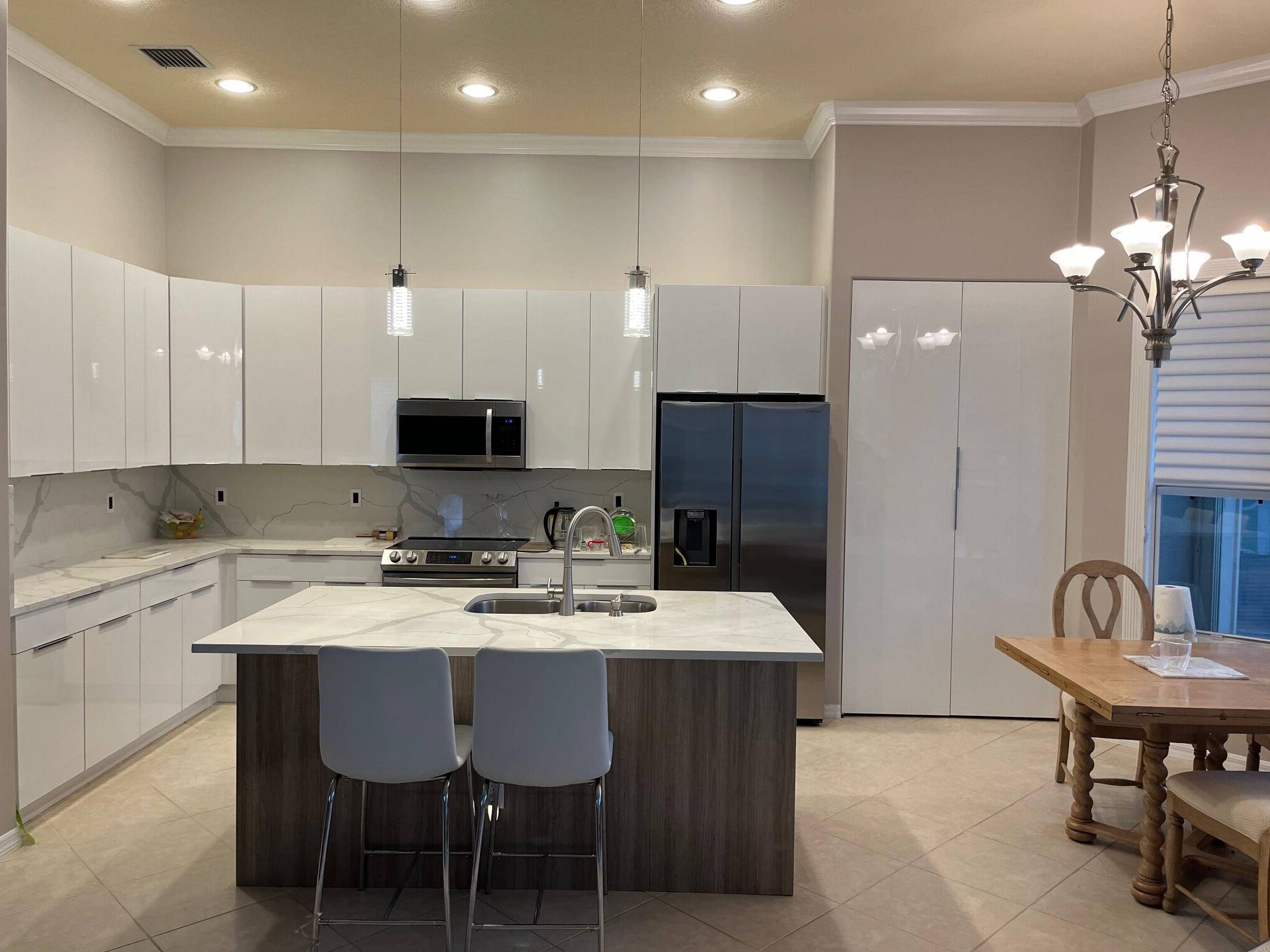 Amazing open concept living with gorgeous long lake vistas.