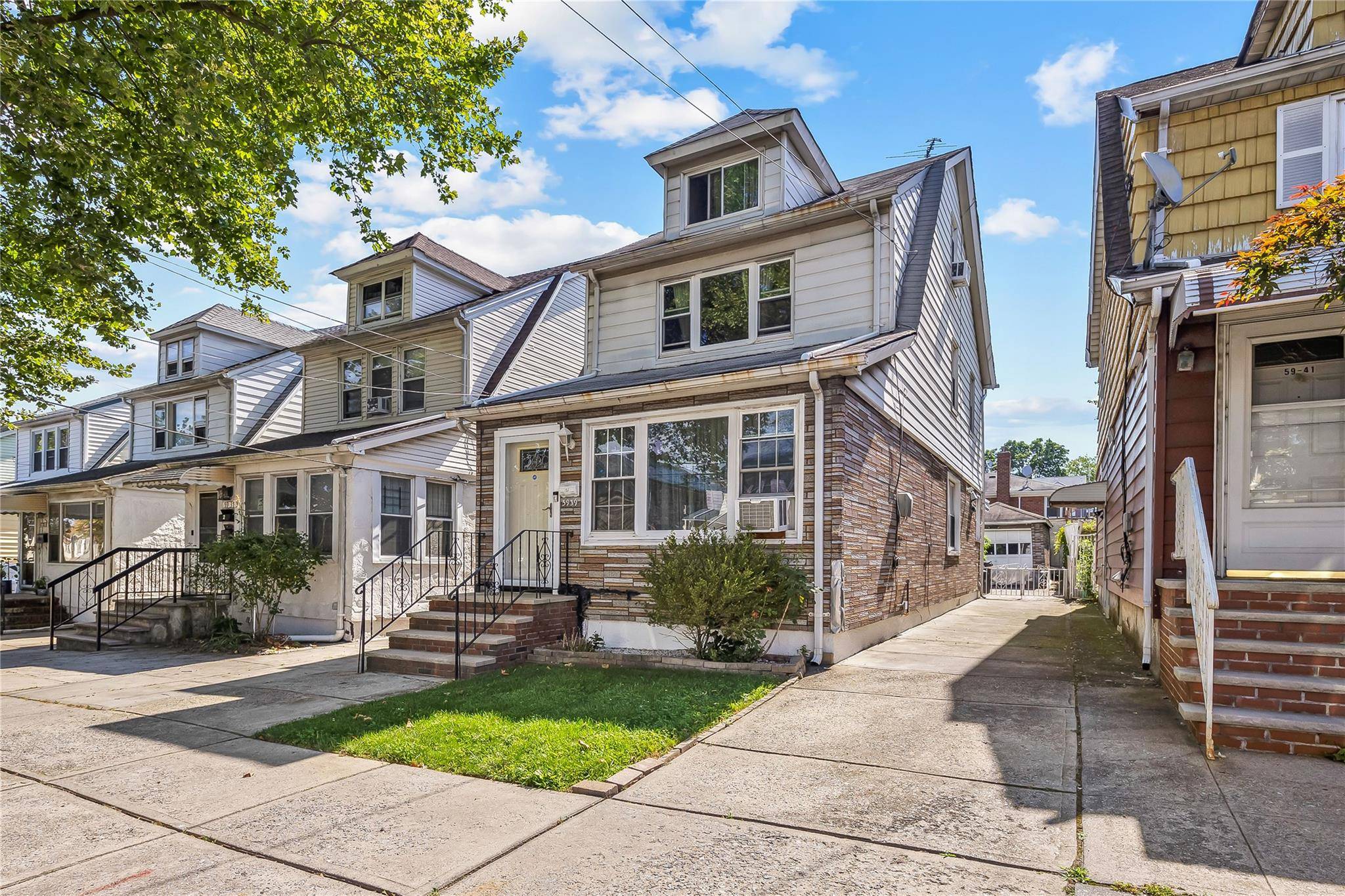 Beautifully maintained Colonial home offering a perfect blend of classic charm and modern updates.