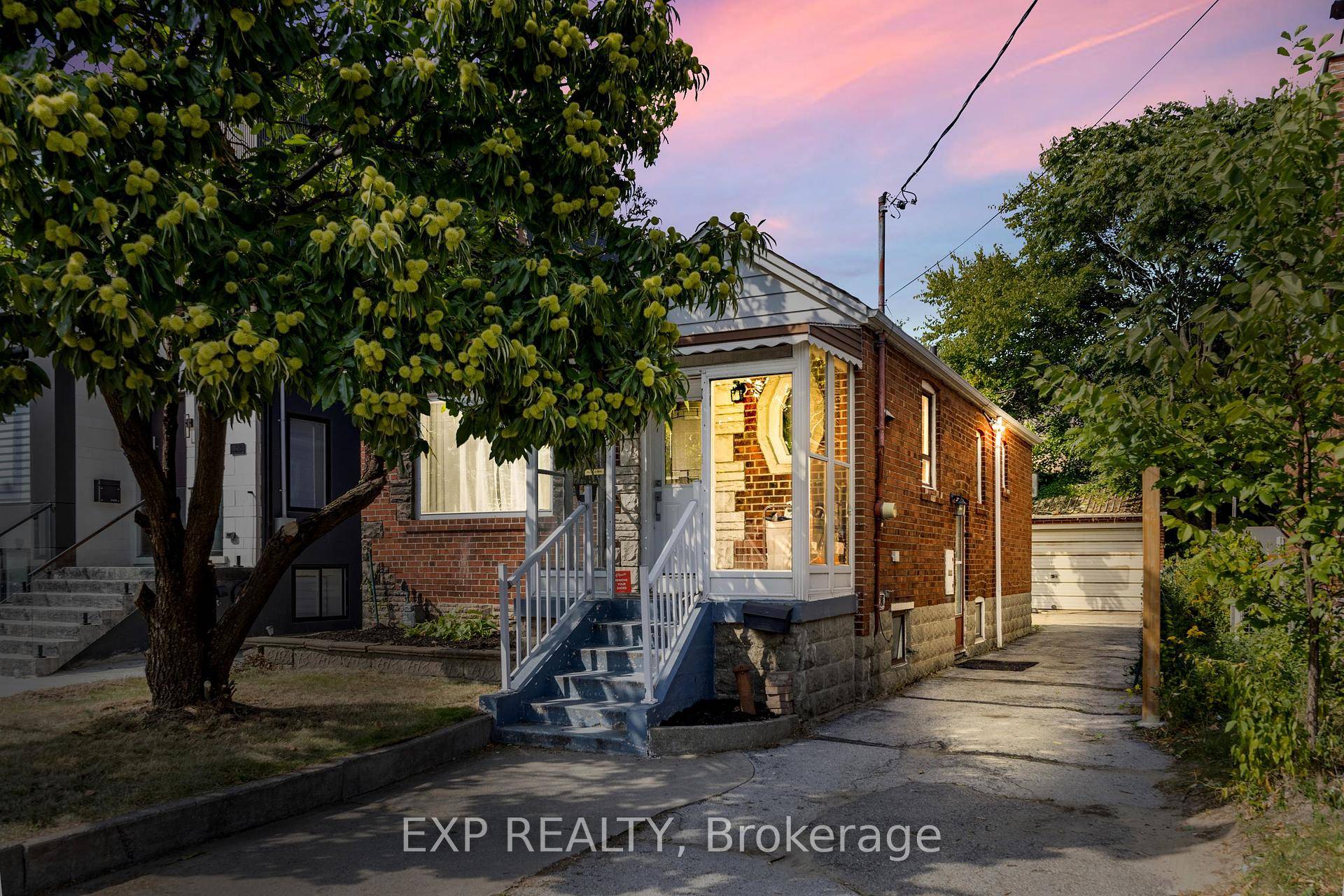 Welcome to this well maintained 2 1 bedroom detached bungalow, offering the perfect blend of charm and functionality.