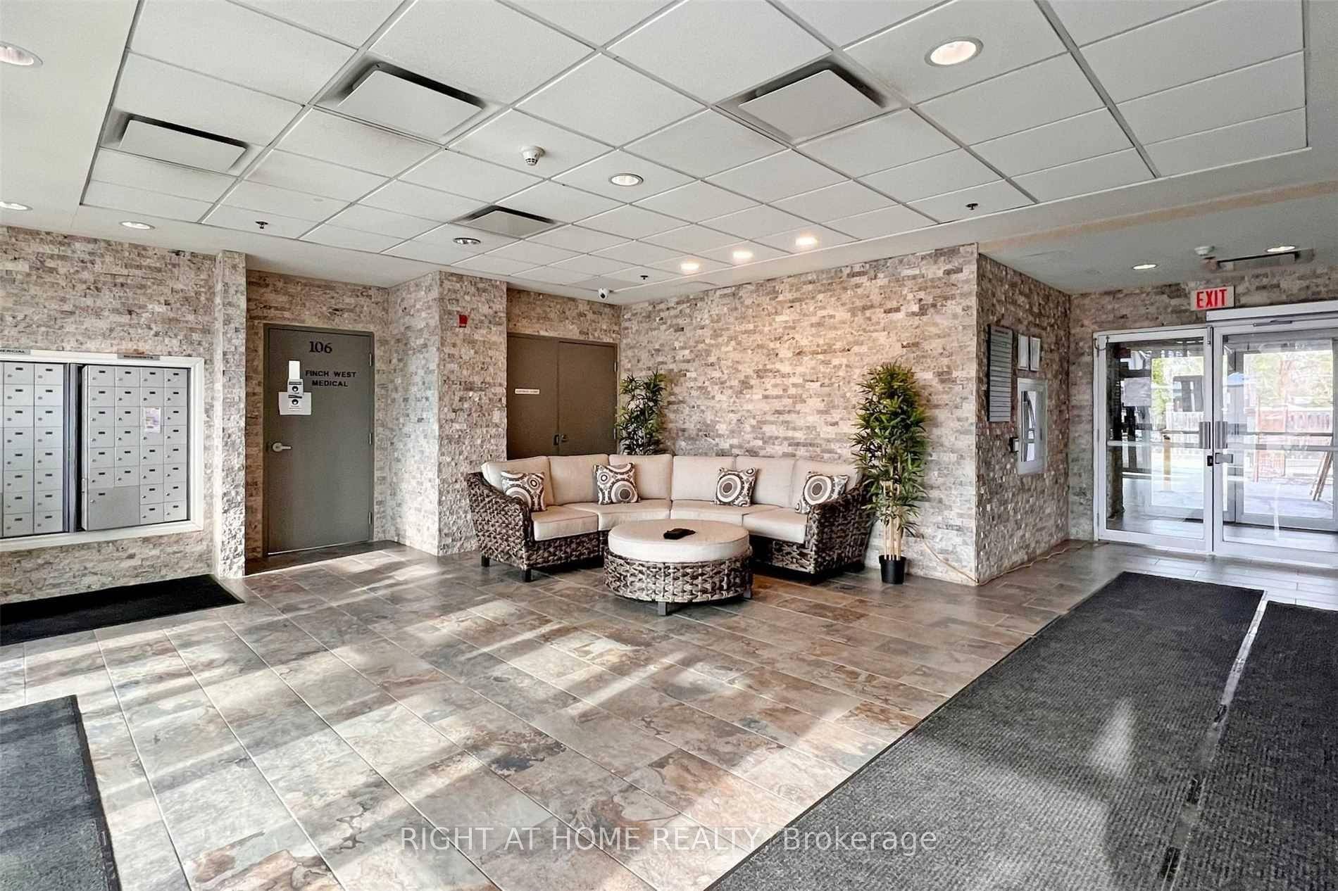 Excellent Location With Very Bright Corner Unit, 1096 Sqf Plus 149 Sqf Terrace, Face To North 9 Foot Ceiling And Tree Sided View Of The City North, East And West.