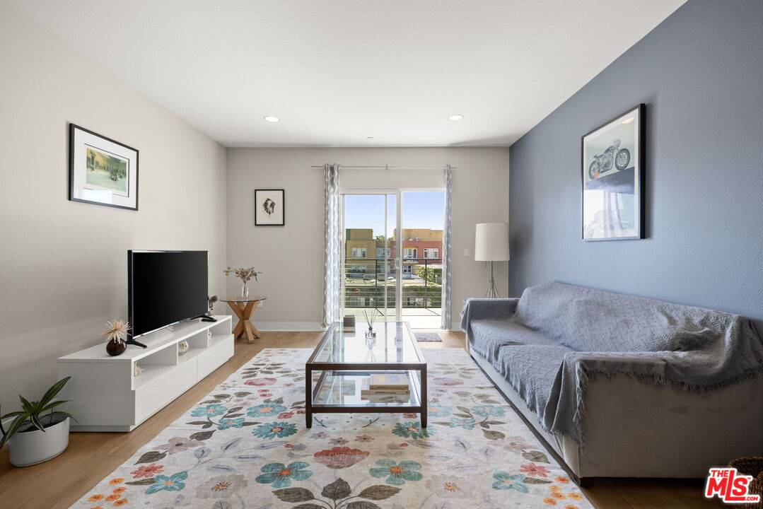 13337   Beach Ave 3BR Marina Del Rey La