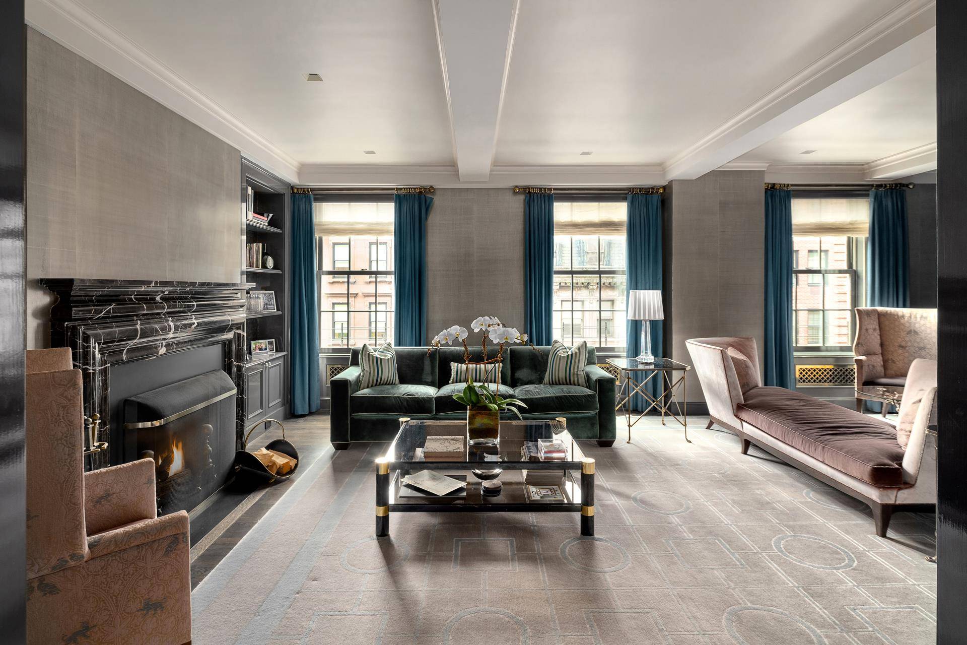 Sprawling triple mint 4 Bedroom home in a luxurious prewar cooperative resting in prime Lenox Hill.