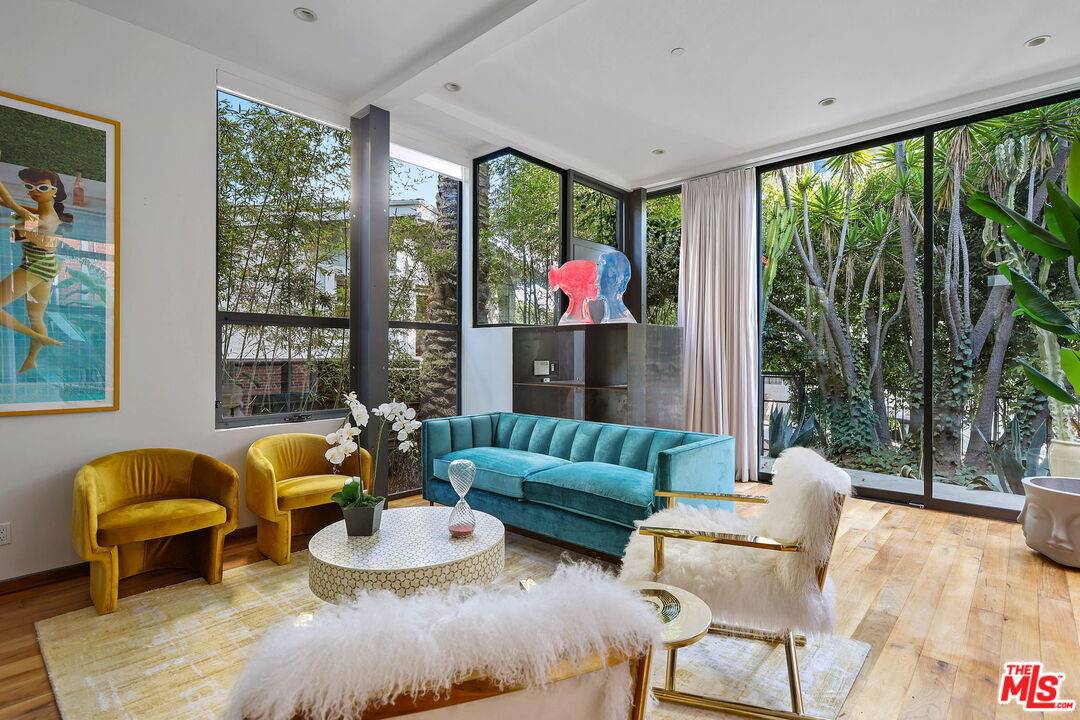 7   Vicente Ter 4.0 Santa Monica LA