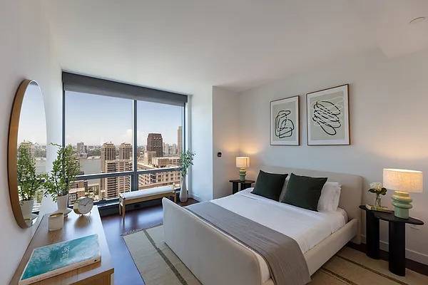 The Aire at 200 West 67th St Step into this spacious 1 Bedroom Flex 2, 2 Bath lease takeover in one of Manhattan s premier full service luxury buildings.