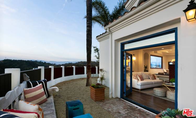 2131   Kew Dr 4BR Hollywood Hills East La