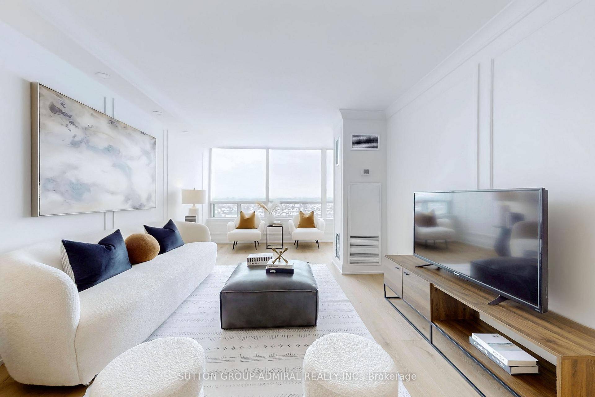 BRAND NEW NEVER LIVED IN amp ; FULLY RENOVATED W Top Of The Line Designer Finishes Located In Prime Thornhill Walking Distance To Parks, Promenade, Transit, Grocery Stores amp ; ...
