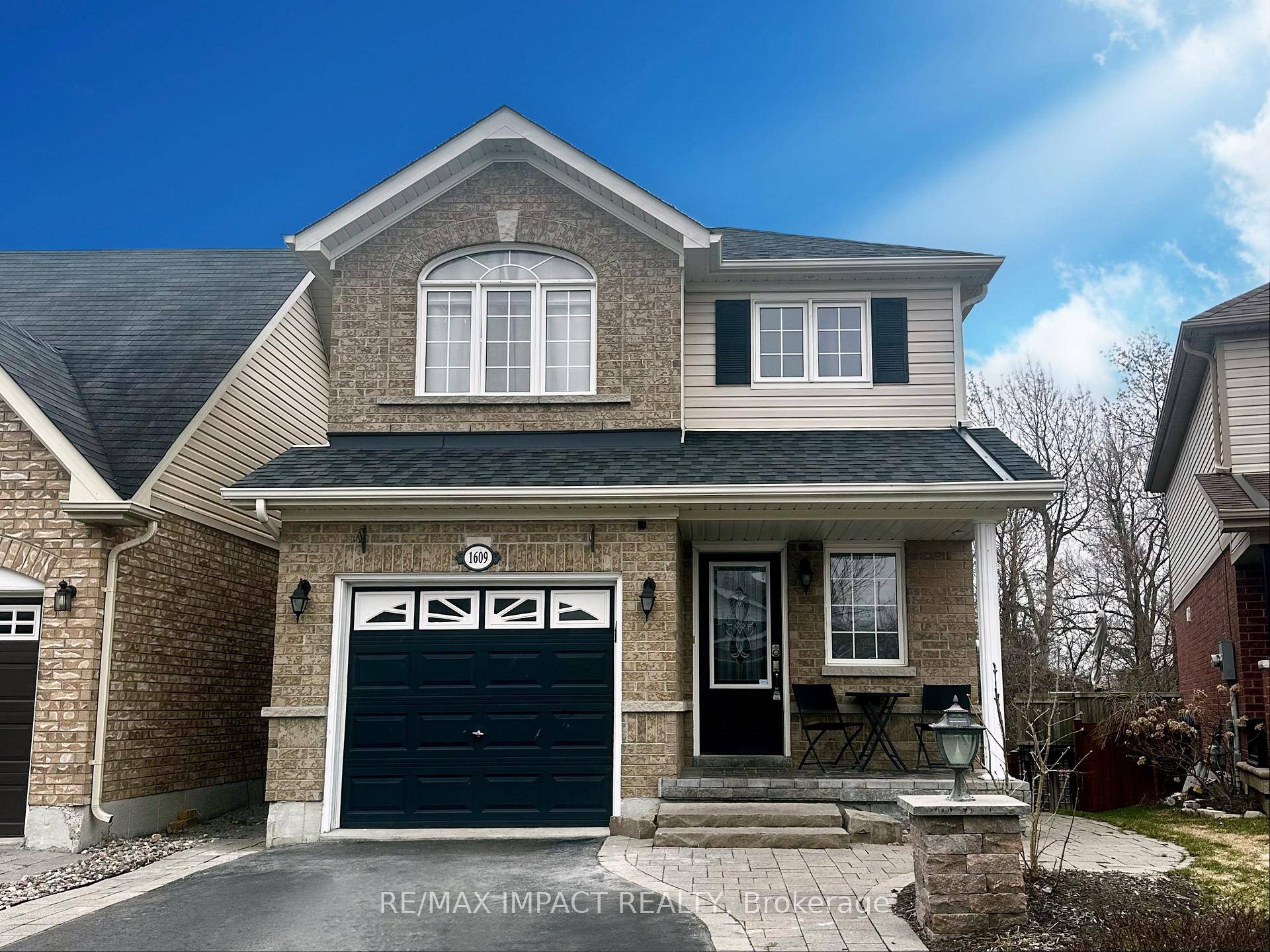 Beautiful 2 Storey Detached Home Situated On A Premium Ravine Lot in North Oshawa.