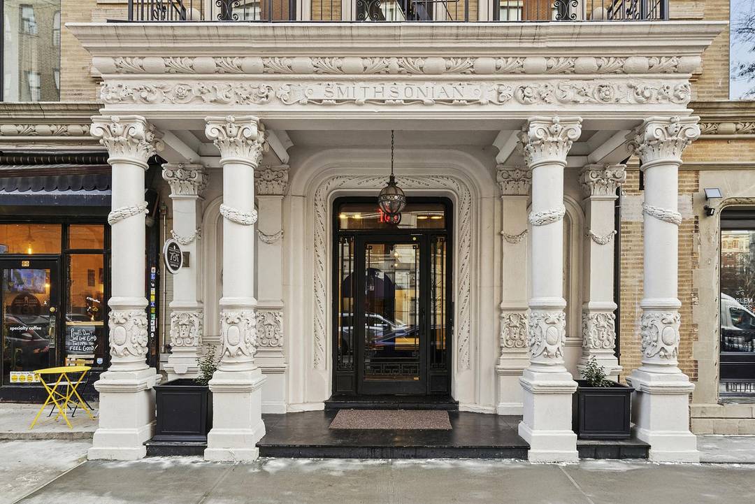 NEW TO MARKET HERITAGE MEETS MODERN LUXURY AT SMITHSONIAN PLACEEXCLUSIVE RESALE OPPORTUNITY PRICED TO SELL IMMEDIATELYWelcome to unit 203 ; the smartest buy at Smithsonian Place.