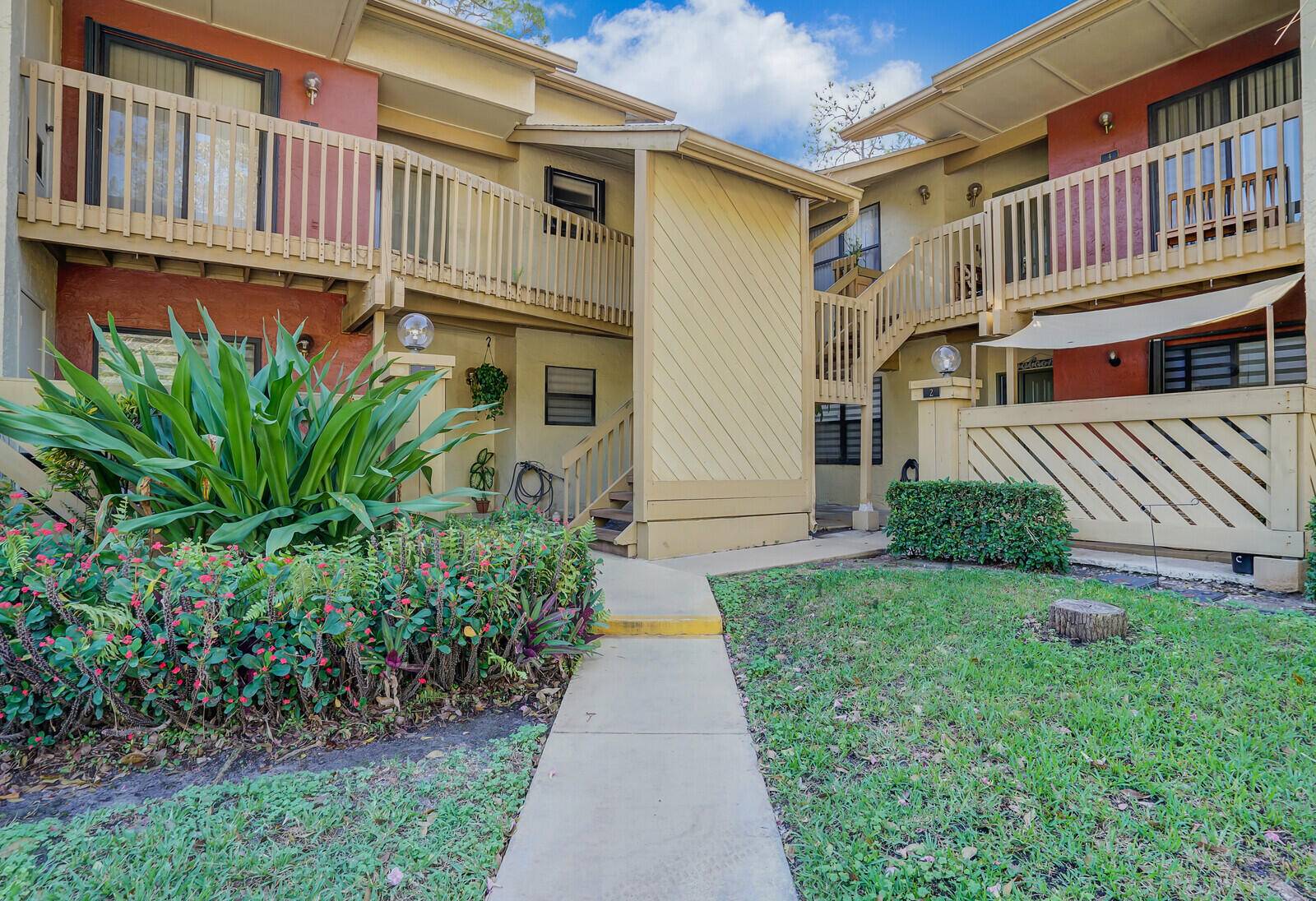 Fabulous Sheffield Woods 2 bedroom 2 bath condo with renovations.