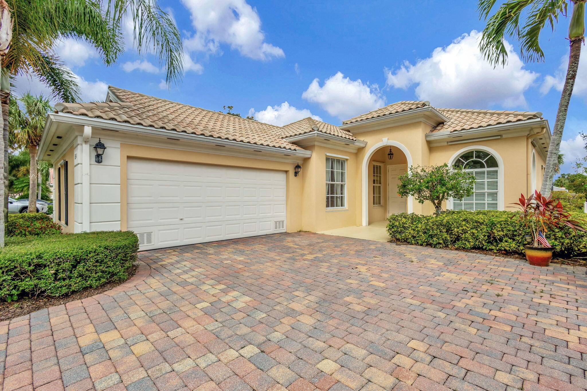 Single story homes with pool and water views, fully furnished the perfect home and location for a relaxed winter get away.