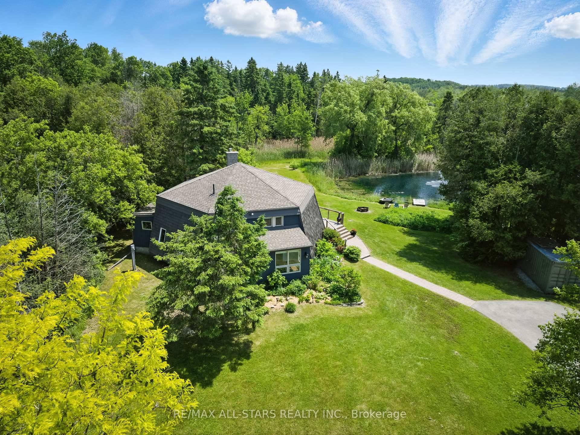 Idyllic 10 Acre Retreat in Zephyr !