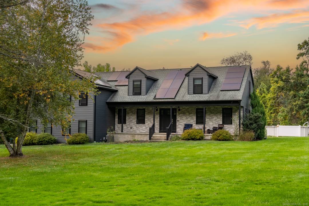 Welcome to Paradise ! Your dream home awaits in this stunning 4 bedroom, multi level retreat set on a beautiful, private lot.