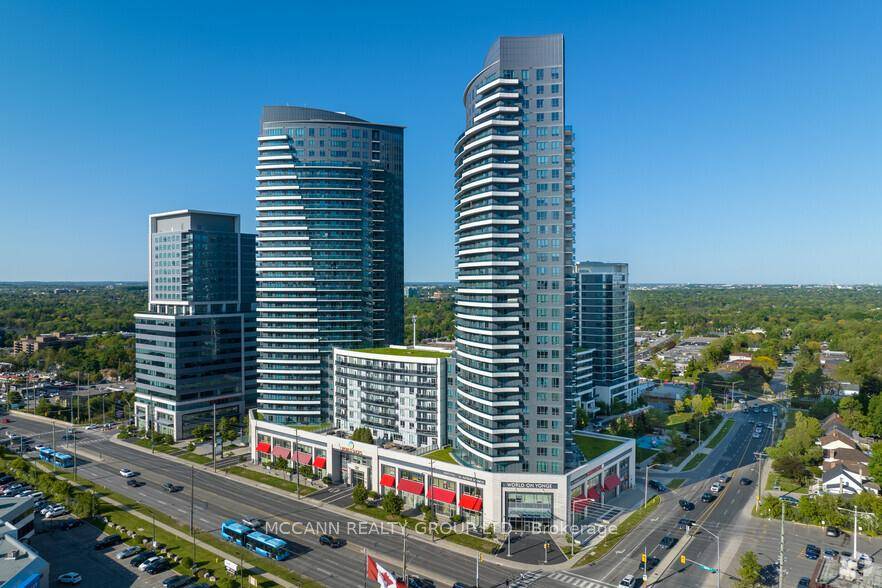 This outstanding commercial space in the masterplan World on Yonge Complex offers a large, multi use retail and office unit.