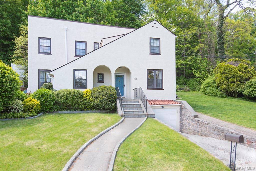 A Single Family Oasis Close to NYC Walk to Crestwood Metro North Enjoy a charming 3BR 2BA home with unique character in a park like setting surrounded by beautiful homes.