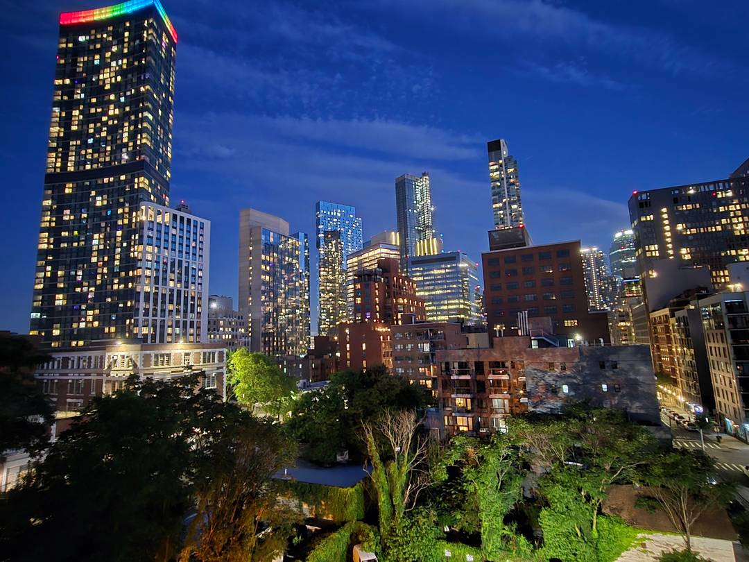 Limited Time Incentives 2 years of common charges, storage, and parking included with purchase for contracts fully executed on or before September 15.