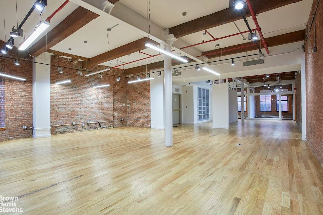 Rare opportunity to occupy a full floor of this boutique loft building on lovely Franklin Street.