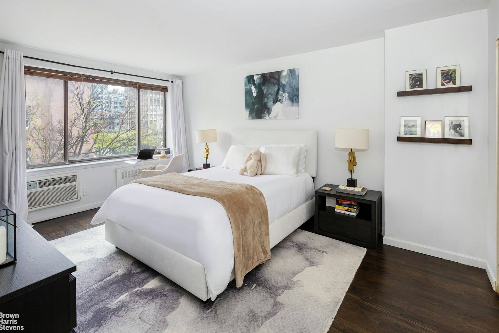 Welcome to unit 4B at 250 East 31st Street Condominium, already converted to 3BR.