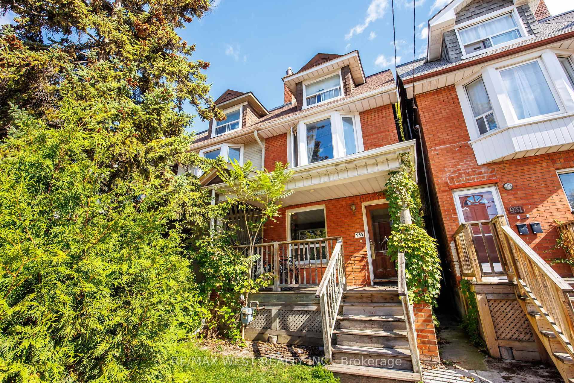 A Well Maintained 2 Storey Semi In The Heart Of The Annex Featuring Two Spacious 3 Bedroom Units.