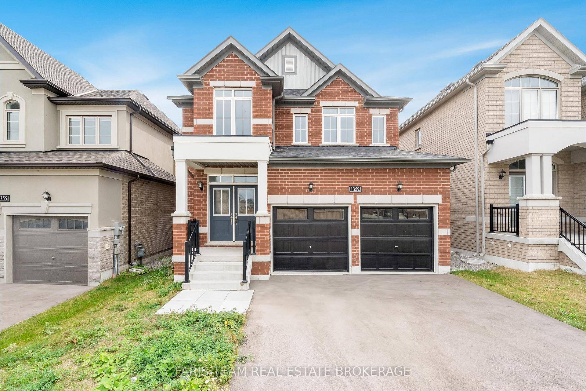 Top 5 Reasons You Will Love This Home 1 Placed in one of Innisfil's most sought after neighbourhoods, this home offers the ideal mix of peace and accessibility, just minutes ...