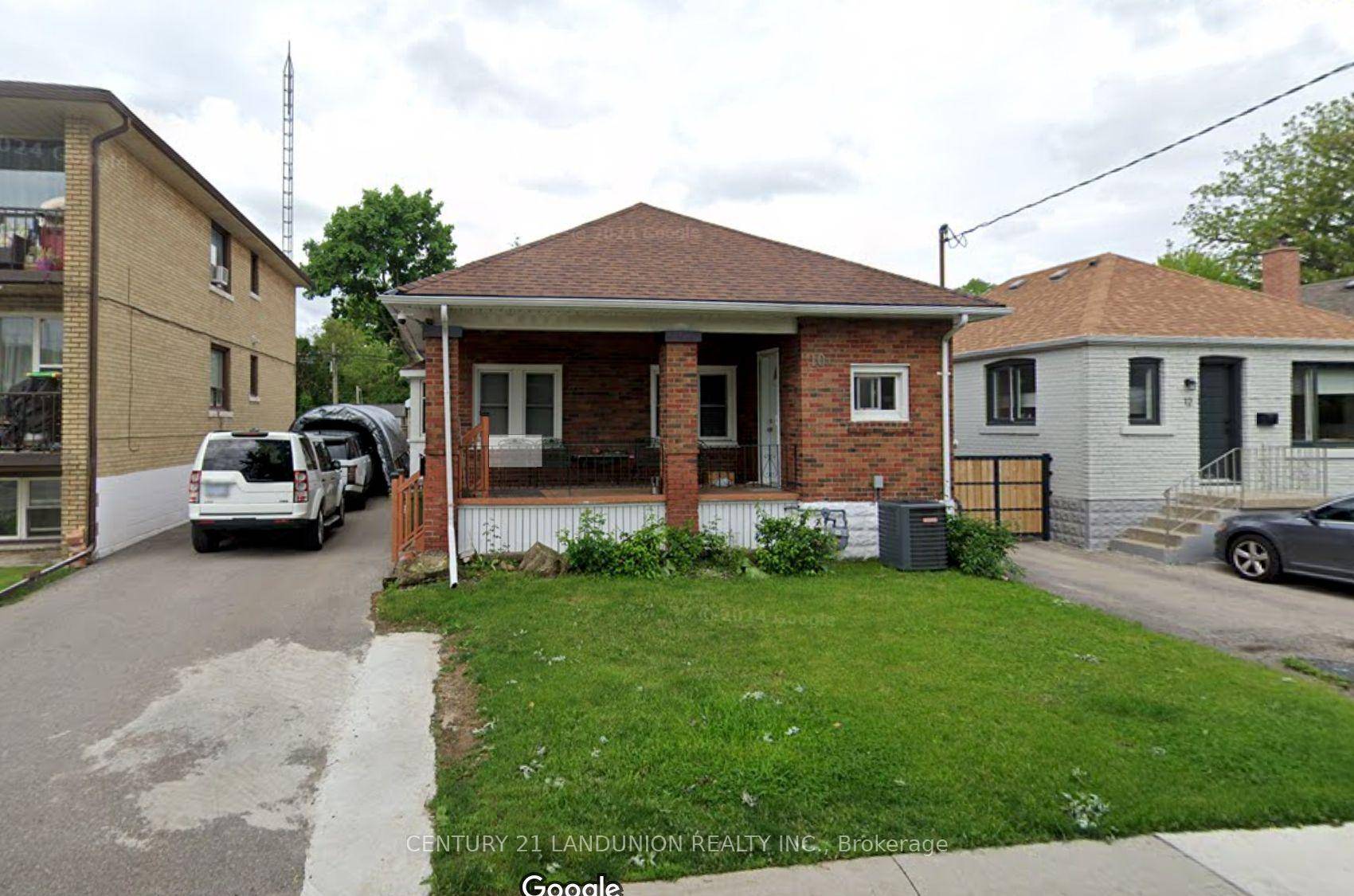 Fully Renovated Main Floor rental with 2 big size bedrooms and 1 bath in a Great location and Street, Features a well sized kitchen With Stainless Steel Appliances.