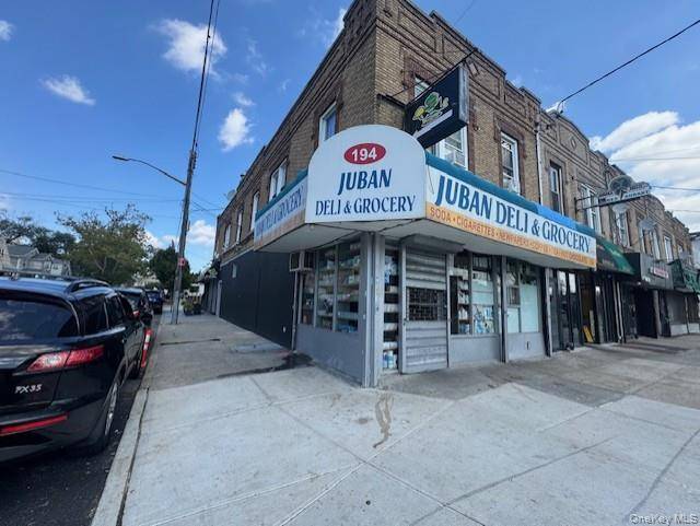 Welcome to 194 01 Linden Blvd, your ideal investment !