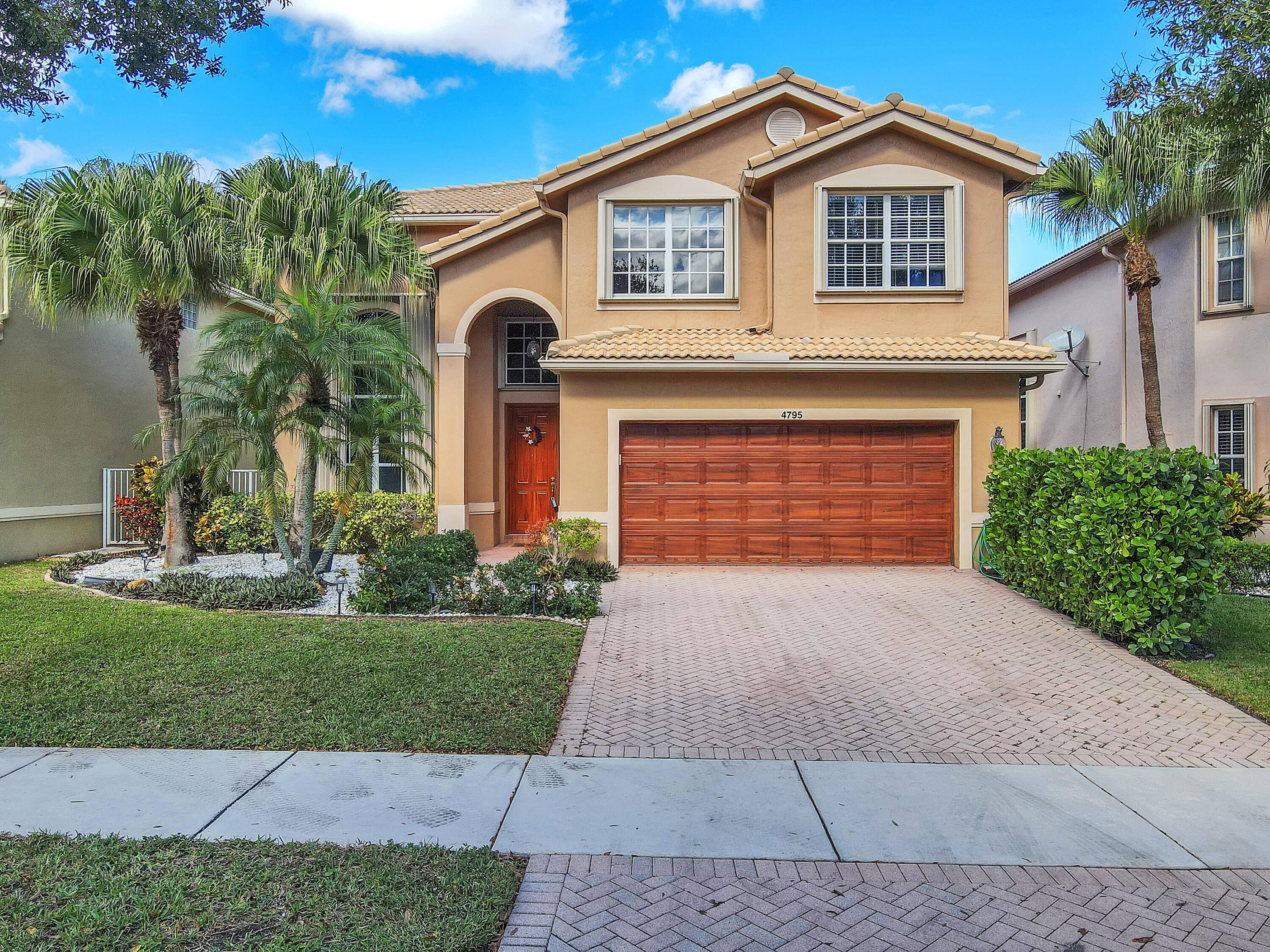 4795 S Classical Boulevard Single-Family Palm Beach