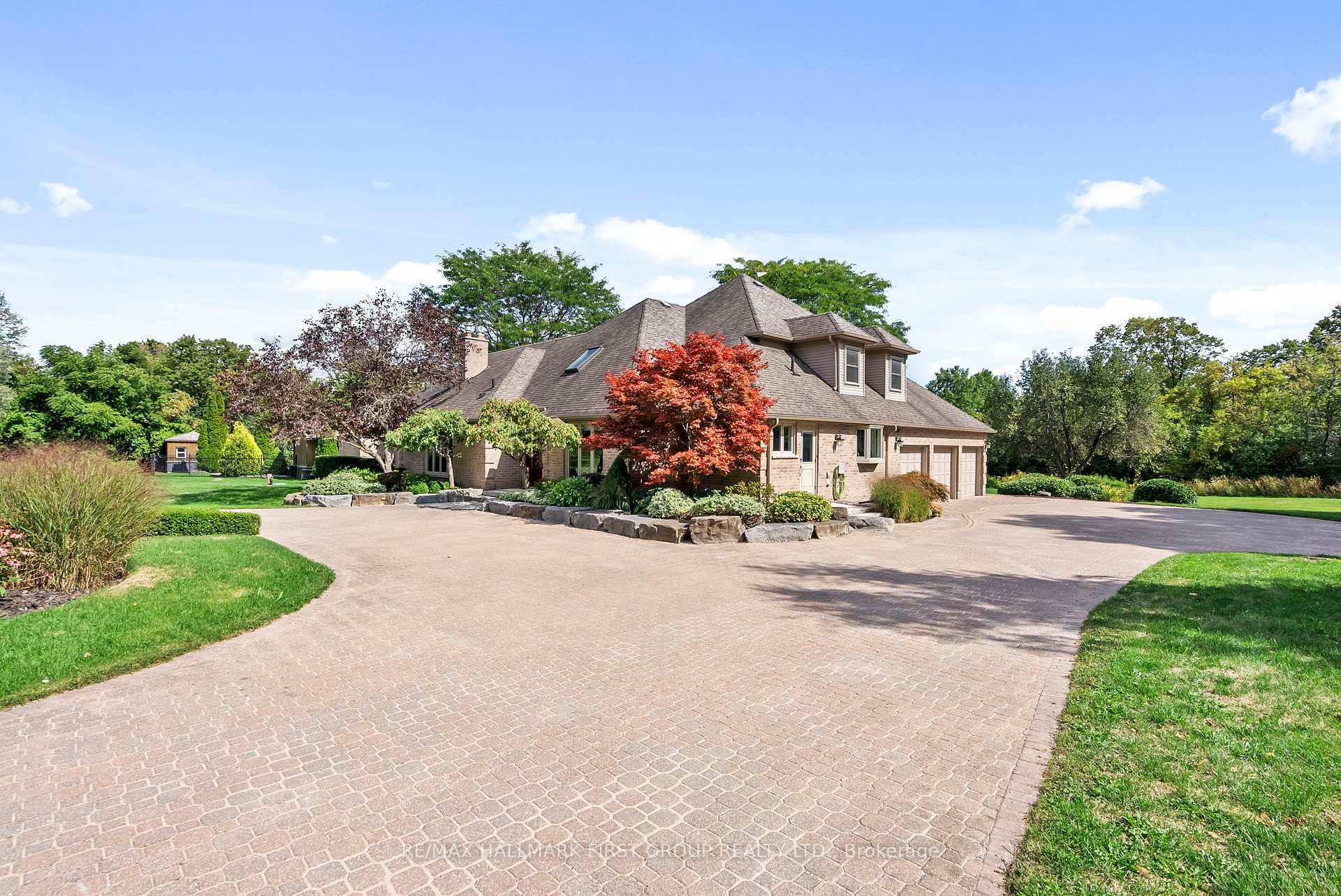 Discover The Perfect Harmony Of Luxury, Privacy, And Convenience In This Exceptional 4, 200 Sqft.