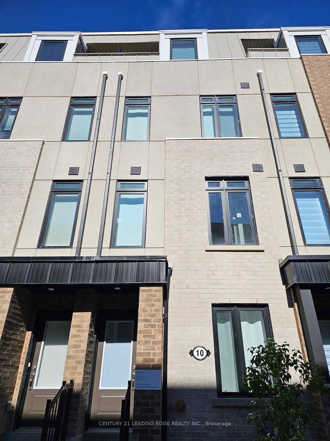 Furnished Room for rent in a beautiful brand new 5 bedroom townhouse located in Victoria Village neighbourhood.