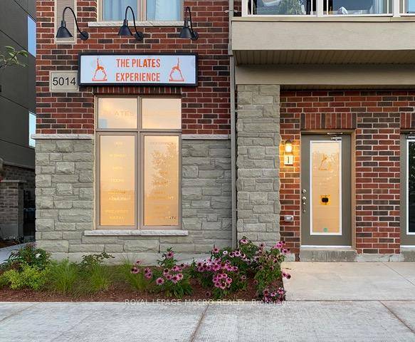 Clean, bright commercial unit available in the ever growing Beamsville.