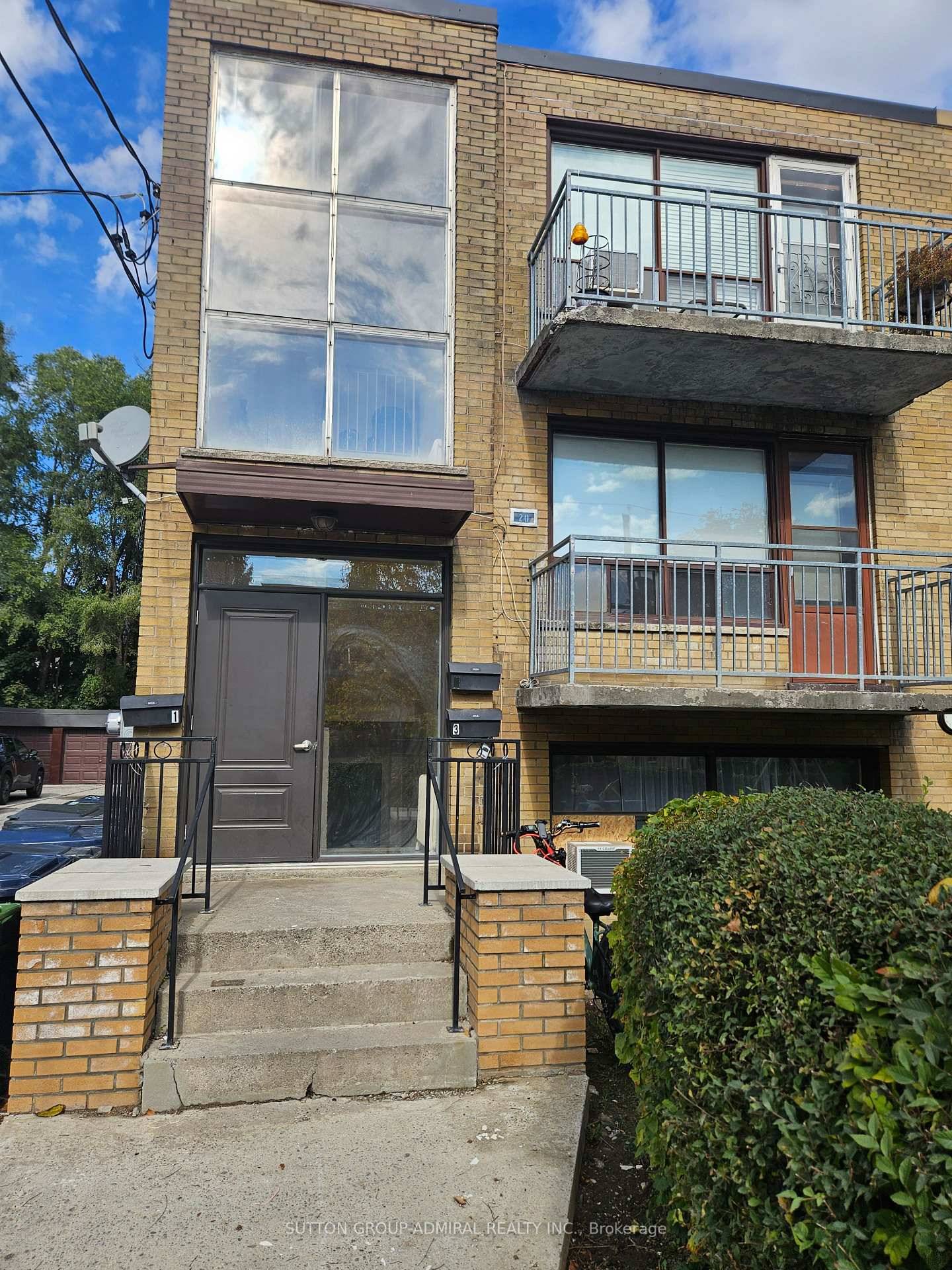 Large 3 bedroom unit located in a triplex in a beautiful residential area and close to Lawrence West Subway Station.