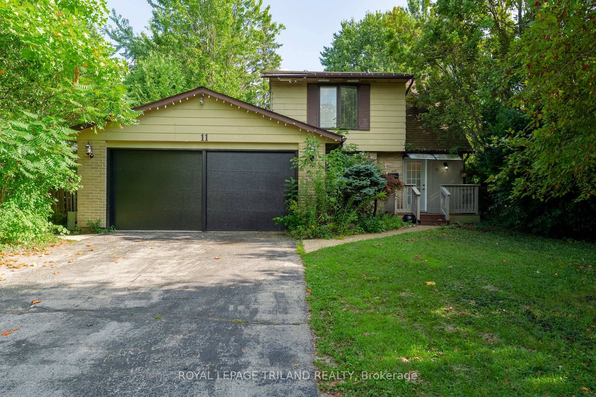 Welcome to 11 Crabtree Ave !