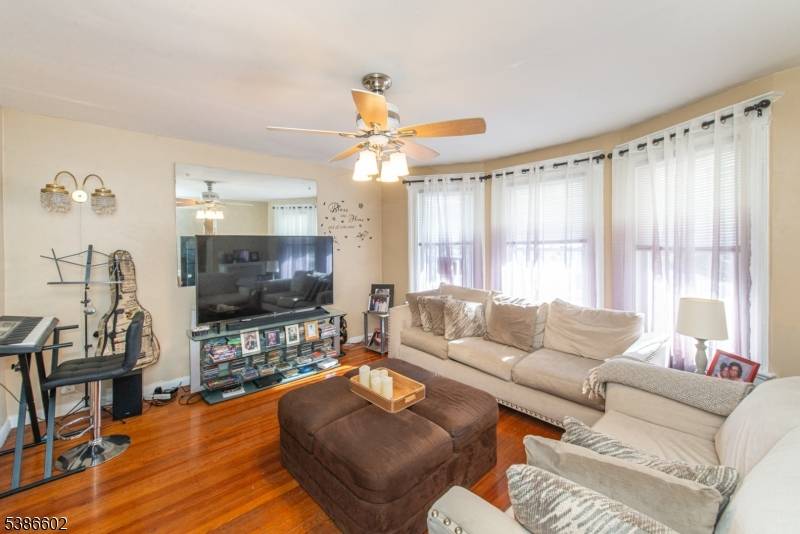 Welcome to one of the LARGEST multifamily homes in the neighborhood !