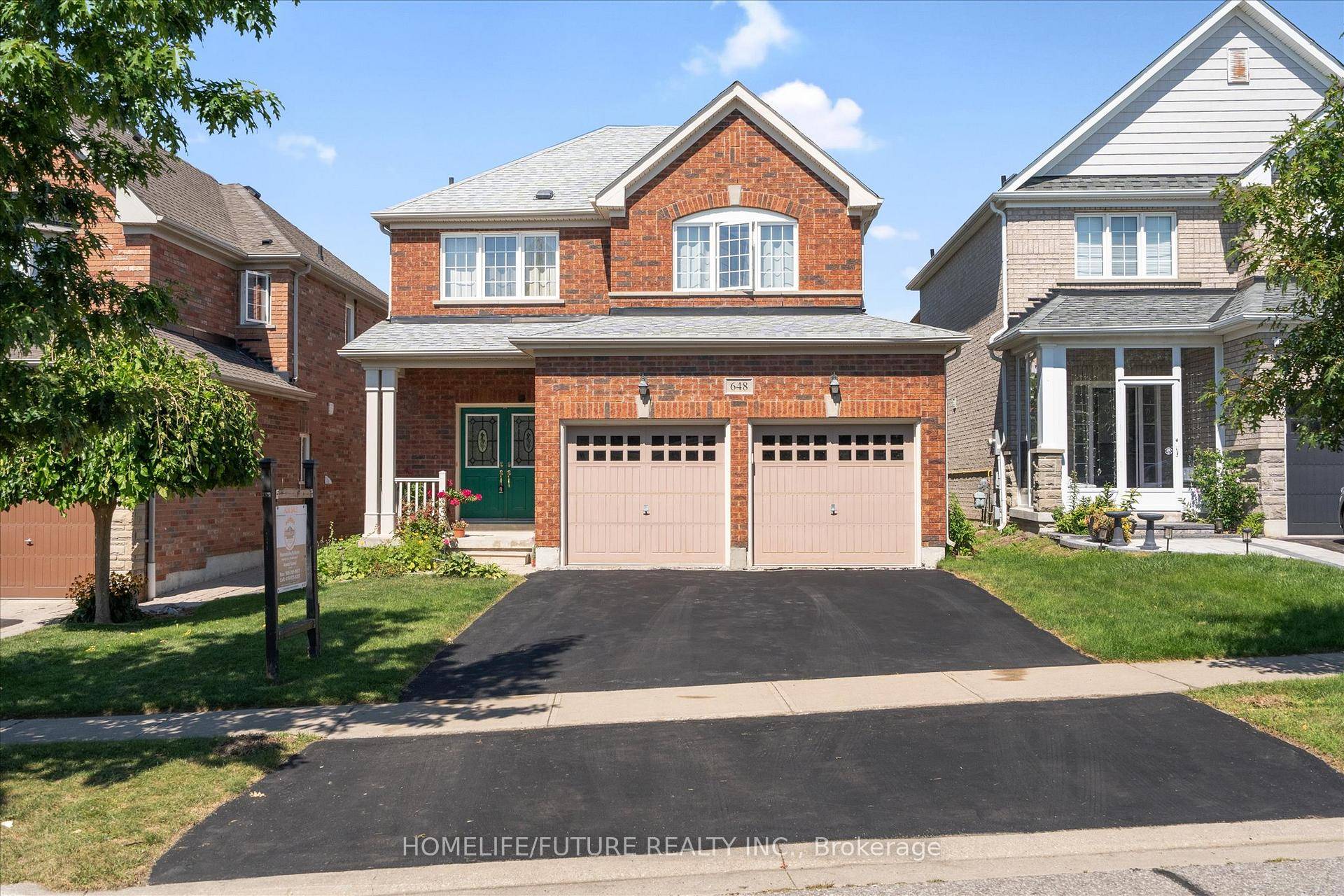 Welcome To This Beautiful 2 Storey, 3 1 Bedroom, 4 Bathroom Home Approx 2, 000 Sqft Of Thoughtfully Designed Living Space, Nestled In The Highly Desirable Taunton Neighbourhood, 3 Schools ...
