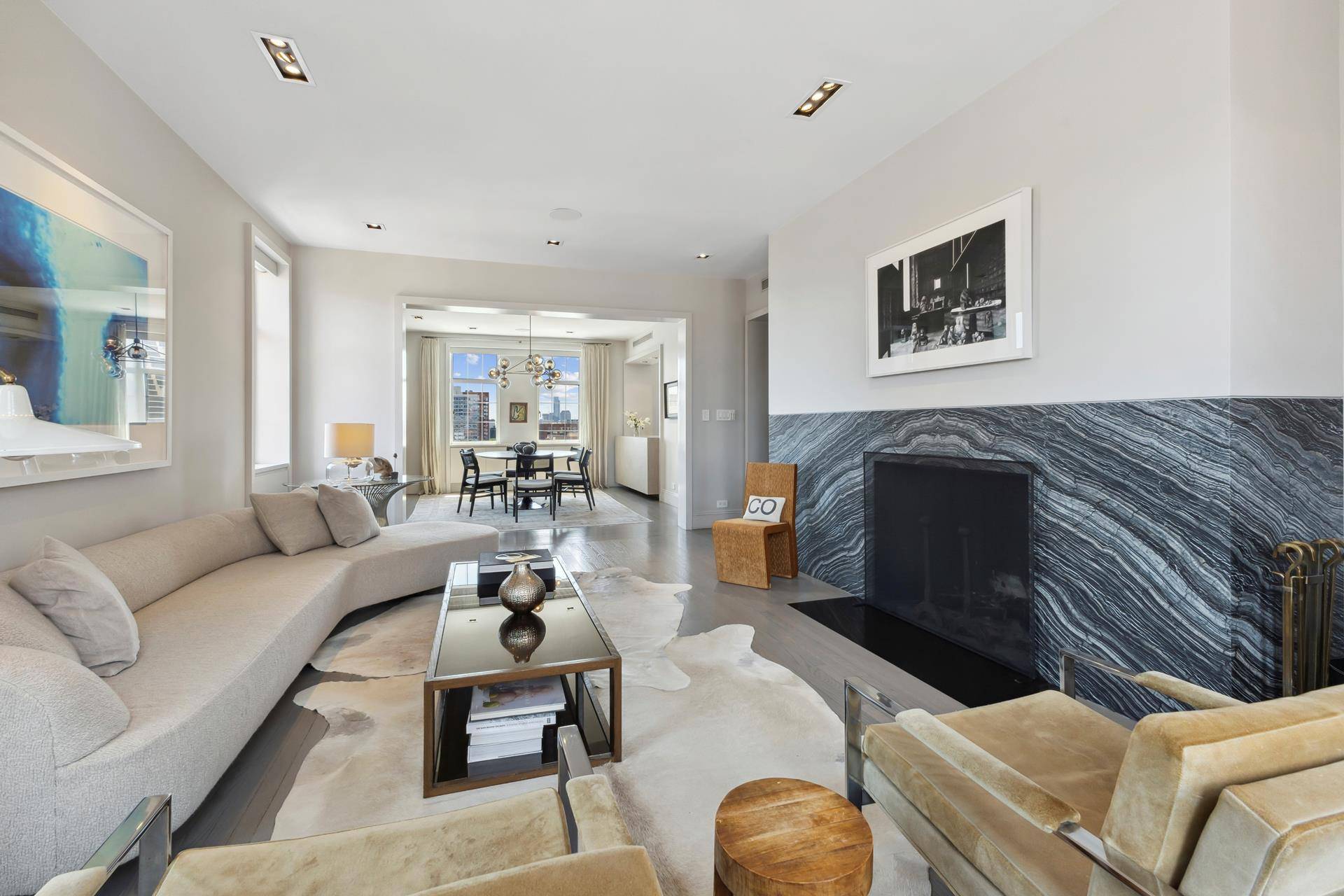 Perched on the 19th floor of the iconic London Terrace Towers at 465 West 23rd Street, Apartment 19D is an exquisitely renovated 2 bedroom, convertible 3 2 bathroom residence offering ...
