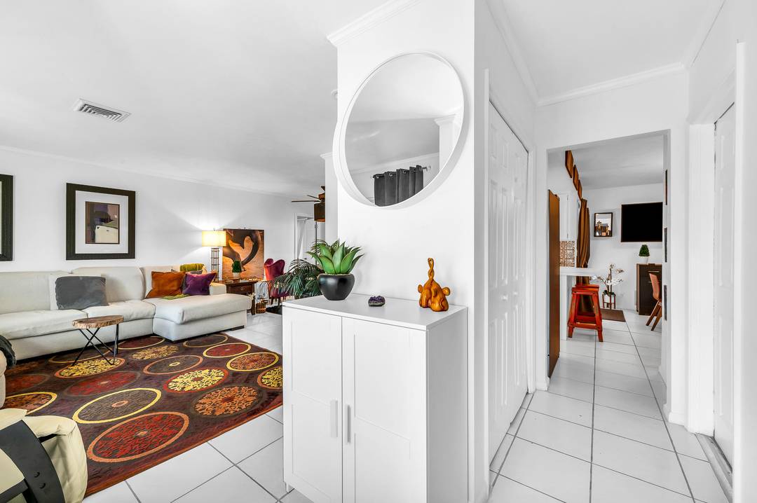 Location ! Location ! Great neighborhood with no HOA'S.