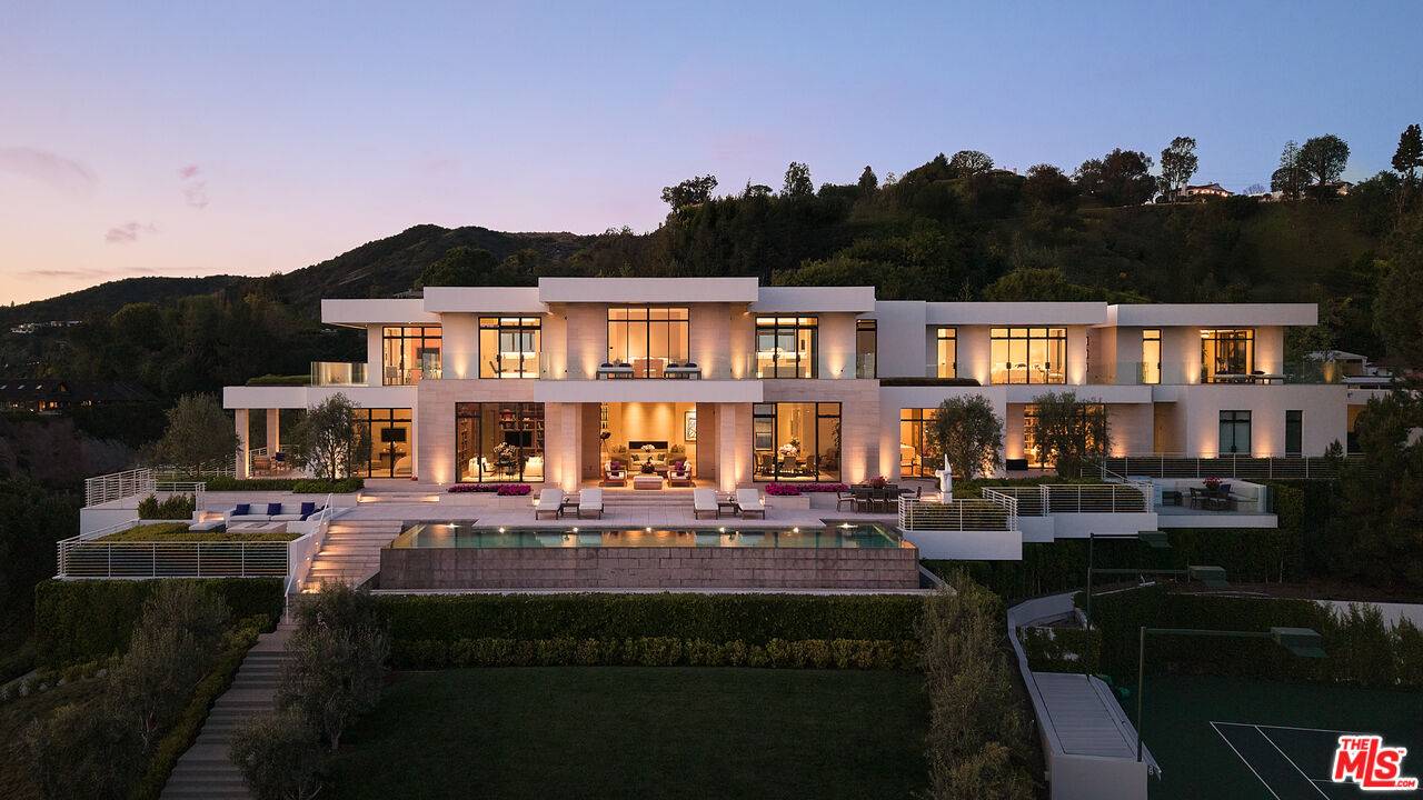 9966   Beverly Grove Dr 6BR Beverly Hills Post Office | B.H.P.O. La