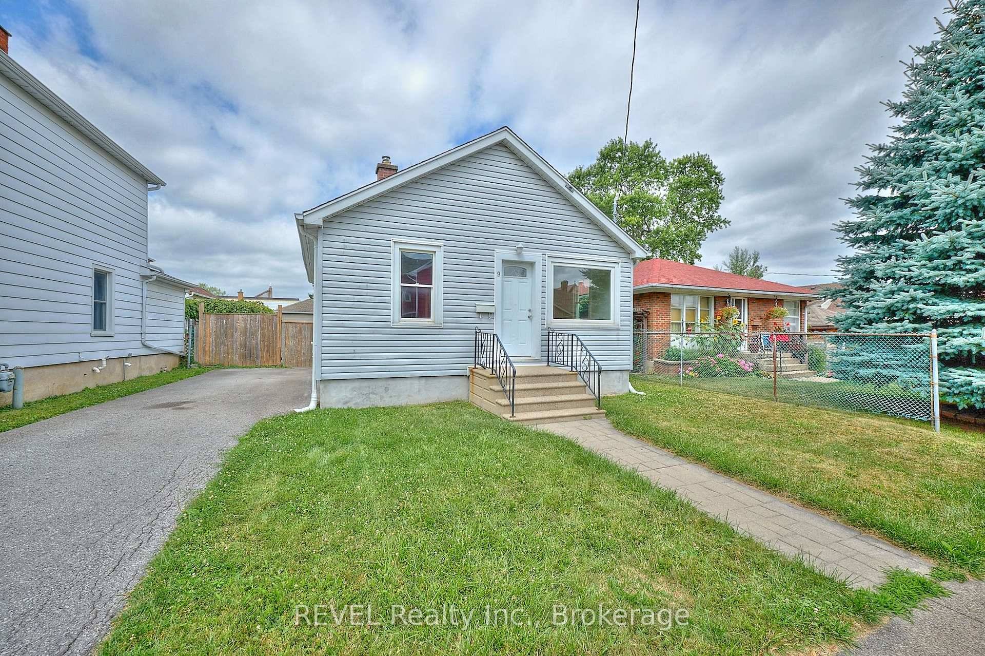 Welcome home to 9 Colborne Street !