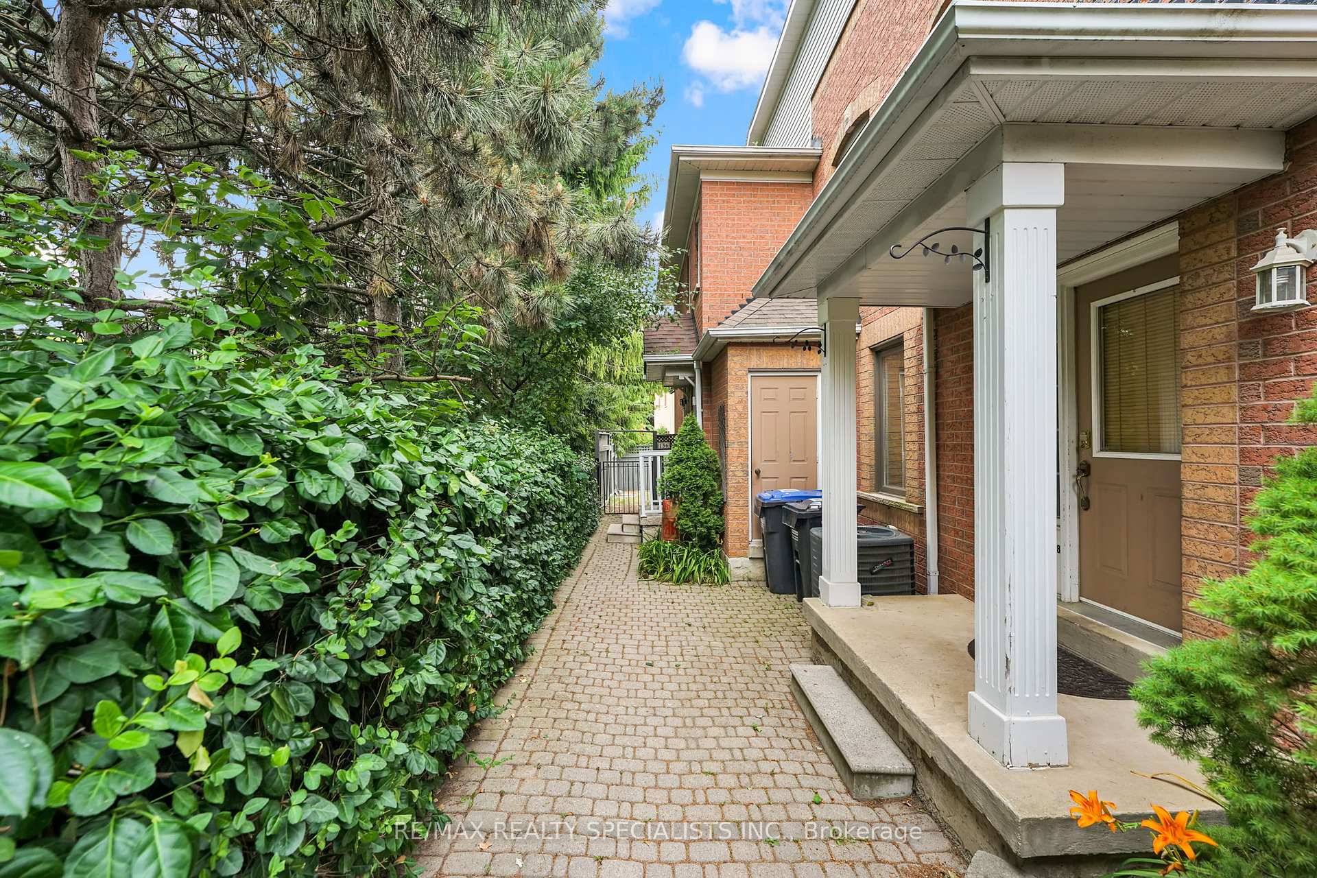 Welcome to this beautifully updated 3 1 bedroom home in Brampton's sought after Sandringham Wellington community.