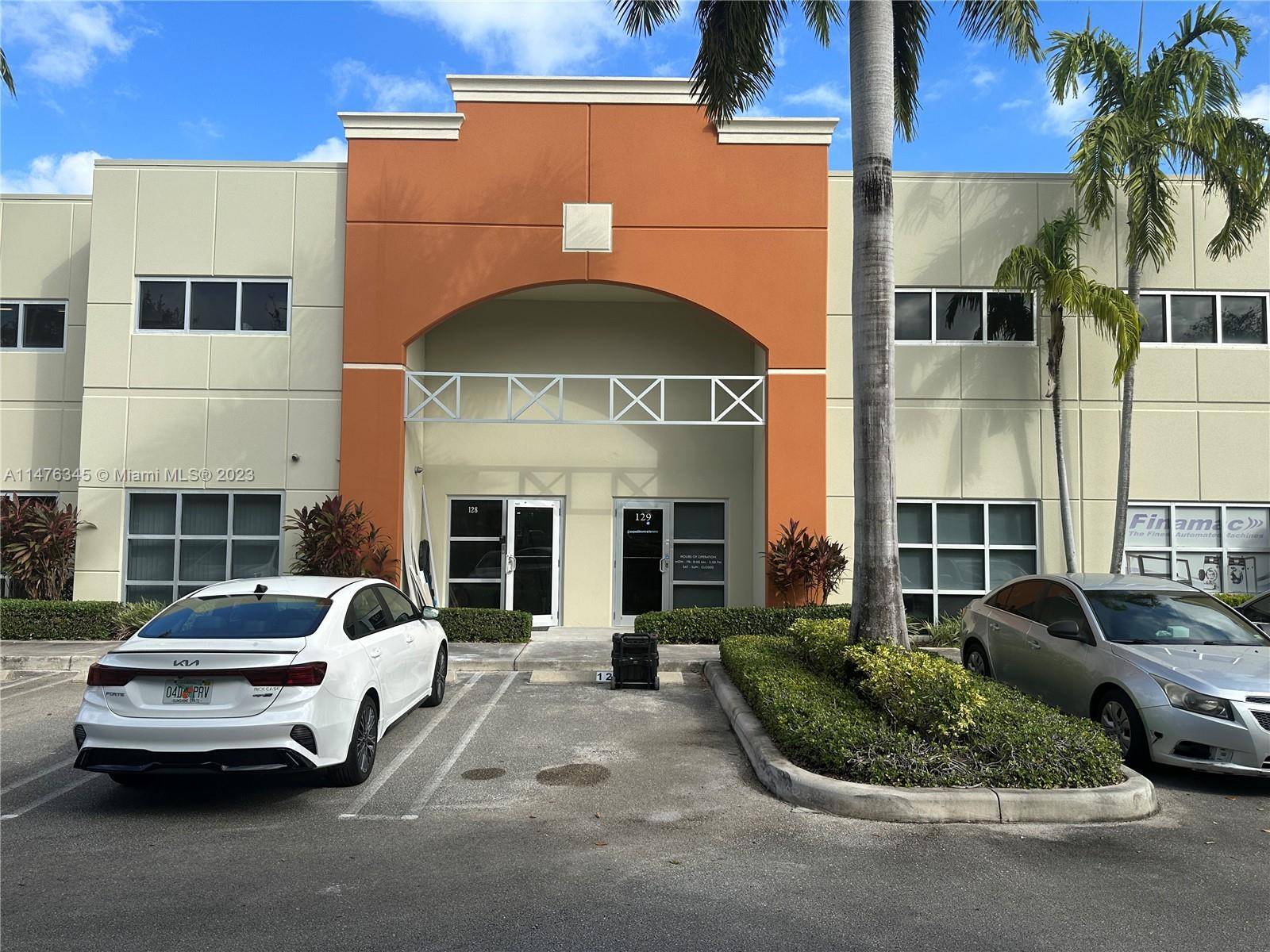 Excellent opportunity to buy or invest in an Office warehouse in street level conveniently located near Dolphin Mall and Doral area and accessible by mayor Highways and expressway.