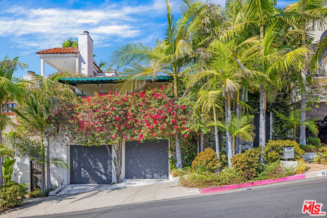 8272   Marmont Ln 3BR Sunset Strip La